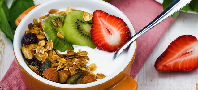 Greek Yogurt Breakfast Bowl